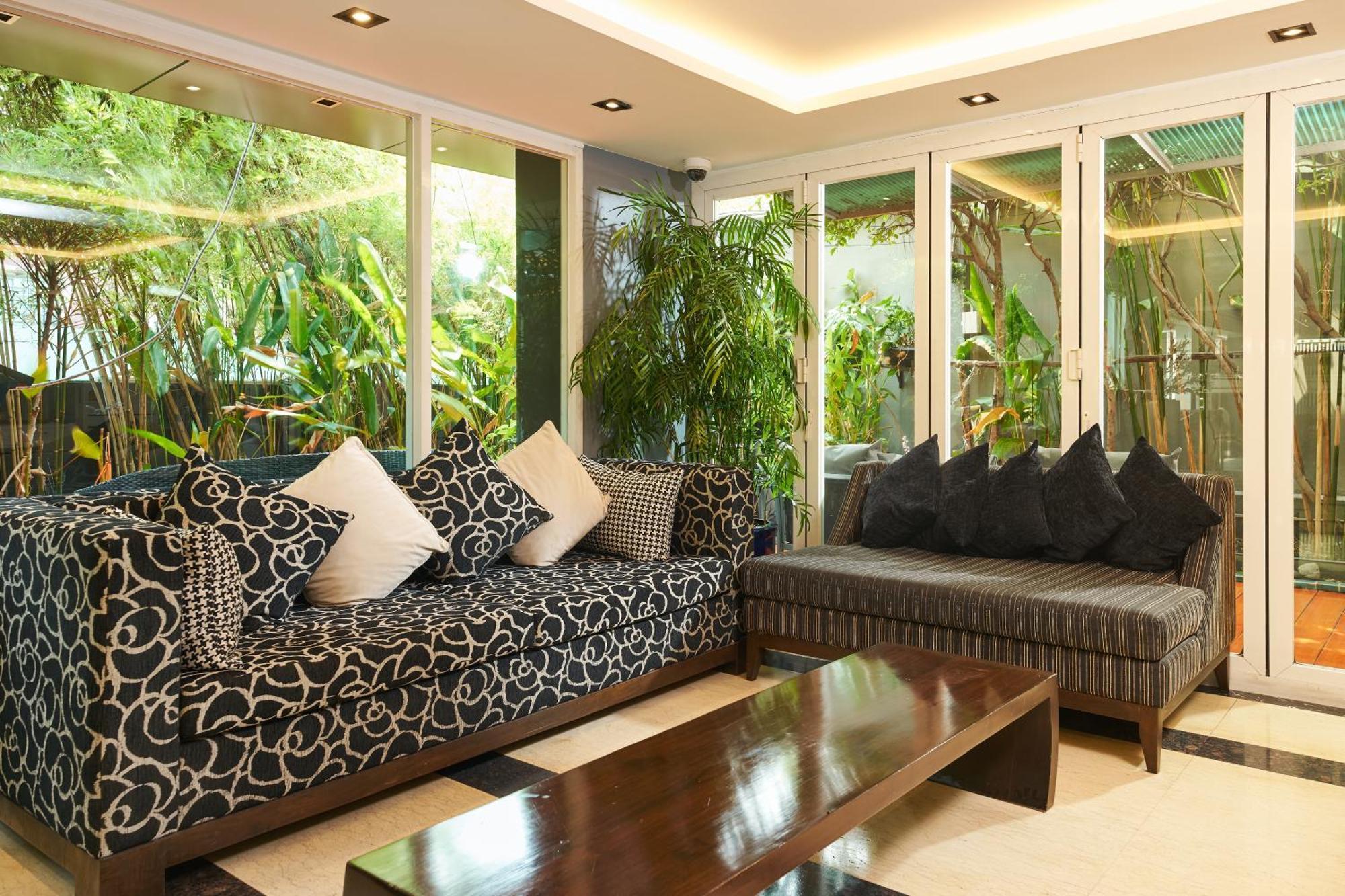 Shine Aparthotels Sukhumvit Thonglor Banguecoque Exterior foto