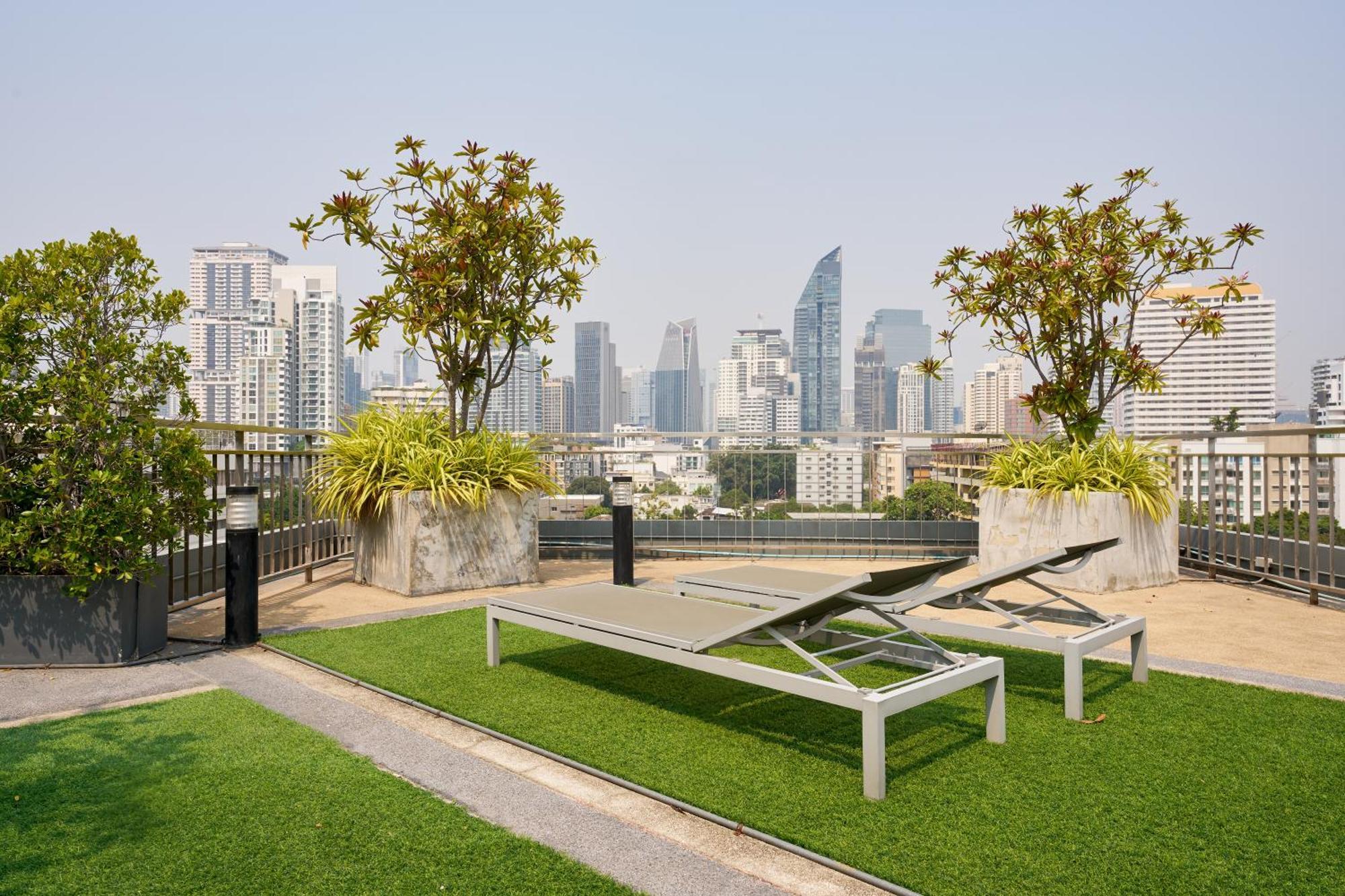Shine Aparthotels Sukhumvit Thonglor Banguecoque Exterior foto
